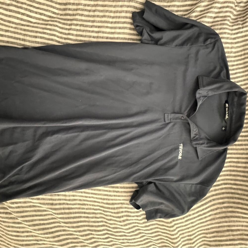 Navy Blue Men's Polo Shirt Travis Mathew branded new